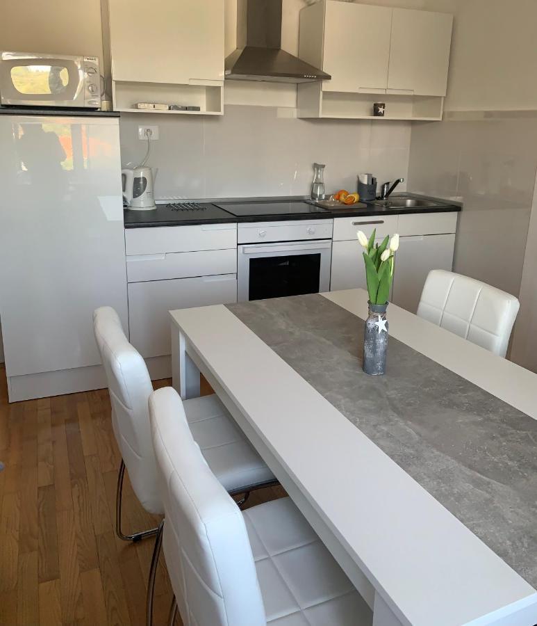 Apartmaji Amitis 포르토로즈 외부 사진